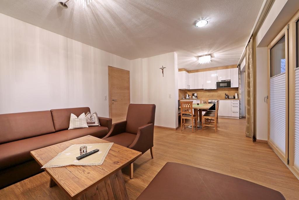 Landhaus & Apartment Taxach 齐勒河谷的里德 外观 照片