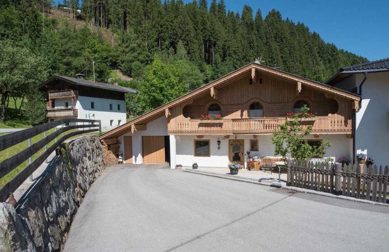 Landhaus & Apartment Taxach 齐勒河谷的里德 外观 照片