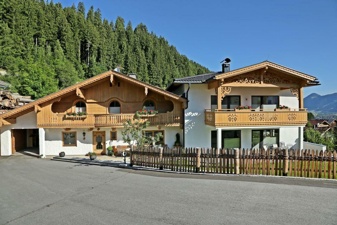 Landhaus & Apartment Taxach 齐勒河谷的里德 外观 照片